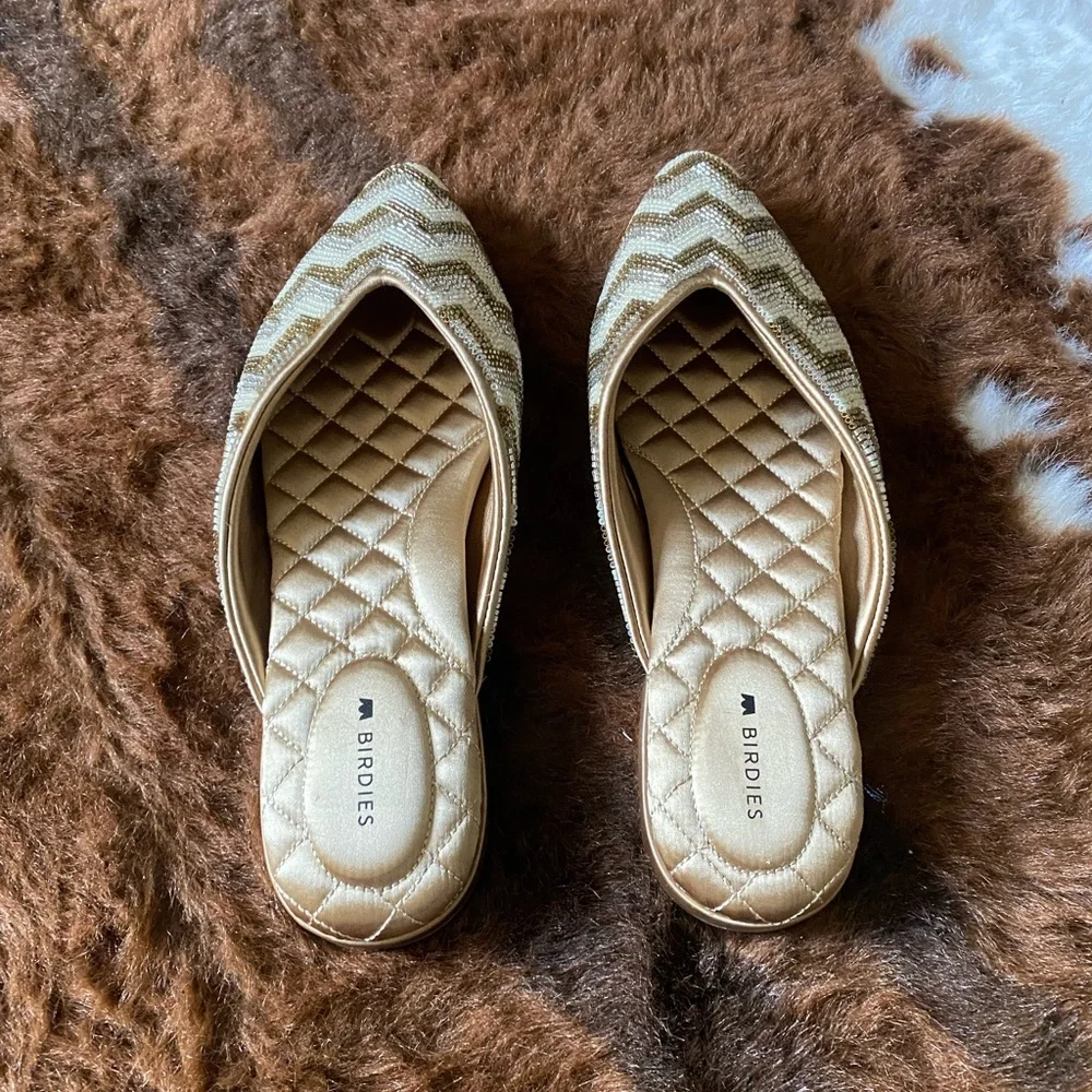 Birdies The Swan Gold White Champagne Chevron Holiday Almond Toe Mules size 7 - Picture 4 of 10